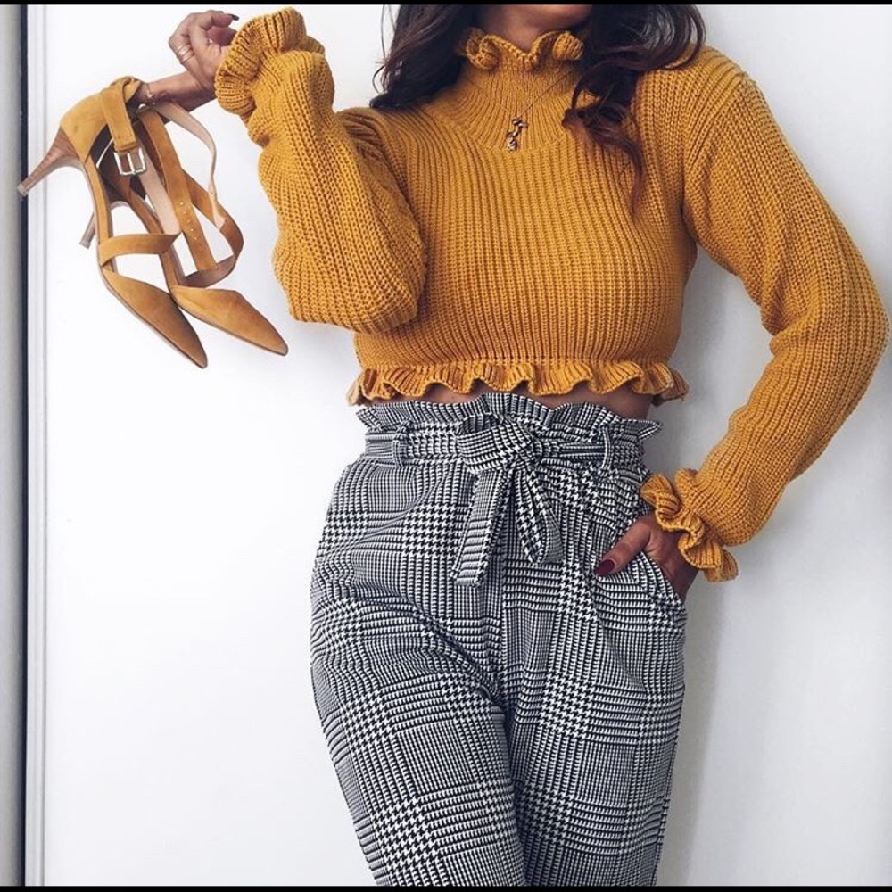 Cropped sweater